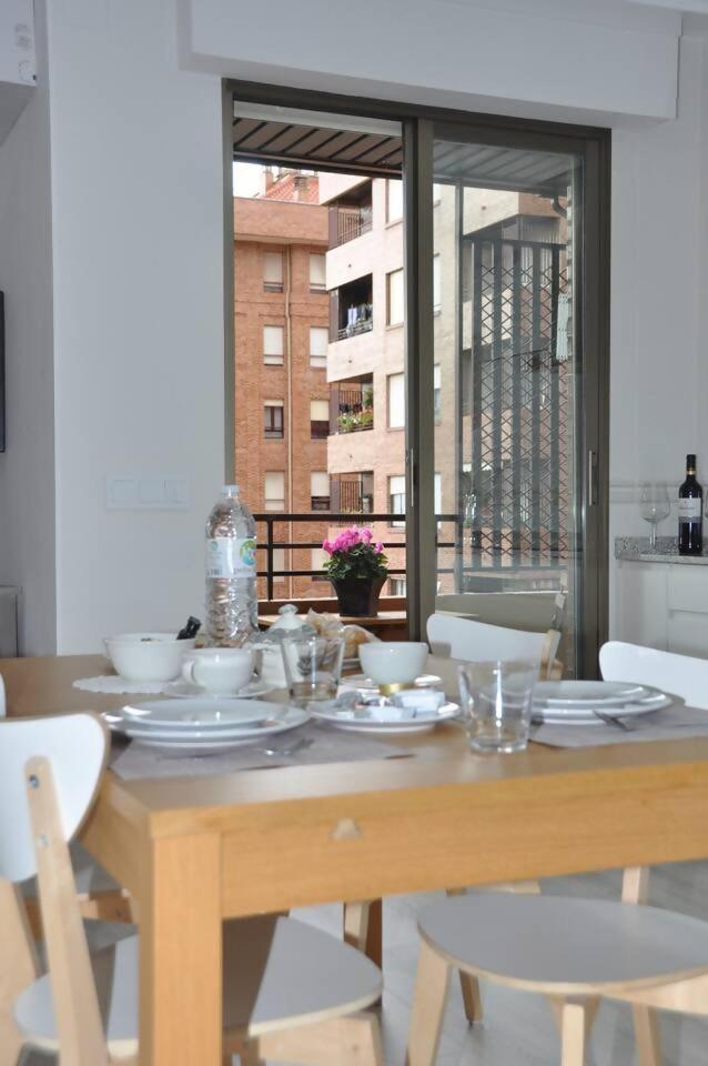 Apto La Estambrera I I Wifi Y Aire Acondicionado Logroño Exteriör bild
